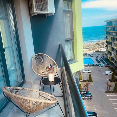 Luxury Kln By Alezzi Mamaia Nord Apartment Năvodari Екстериор снимка