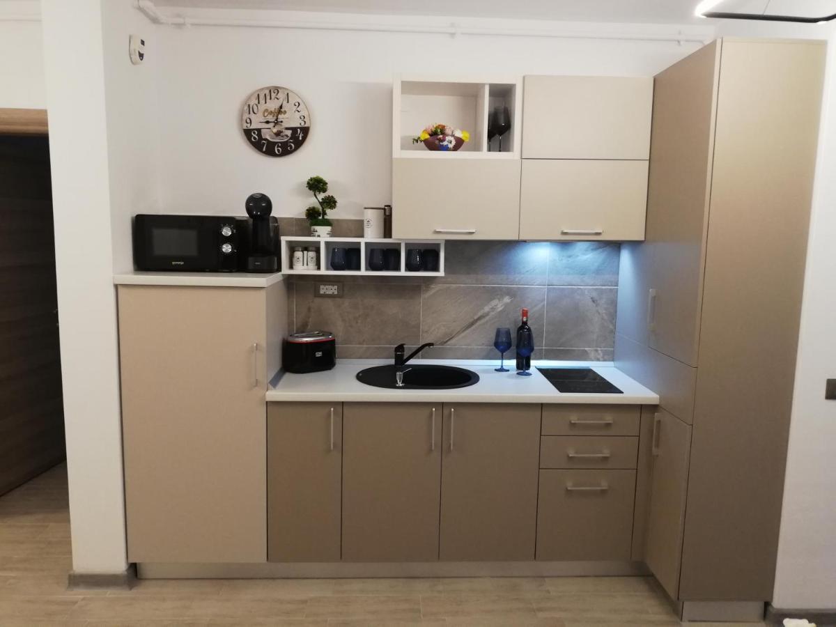 Luxury Kln By Alezzi Mamaia Nord Apartment Năvodari Екстериор снимка