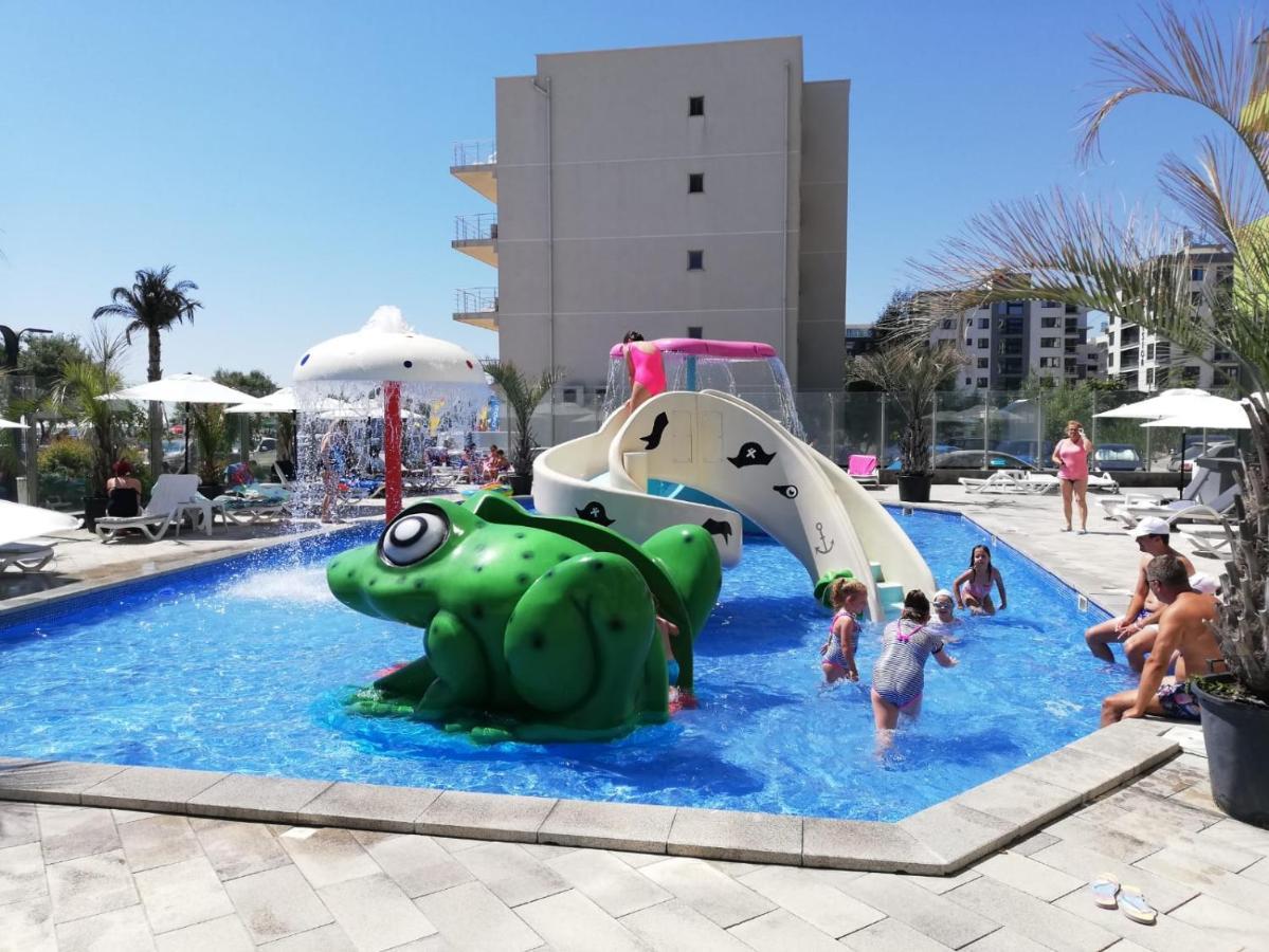 Luxury Kln By Alezzi Mamaia Nord Apartment Năvodari Екстериор снимка