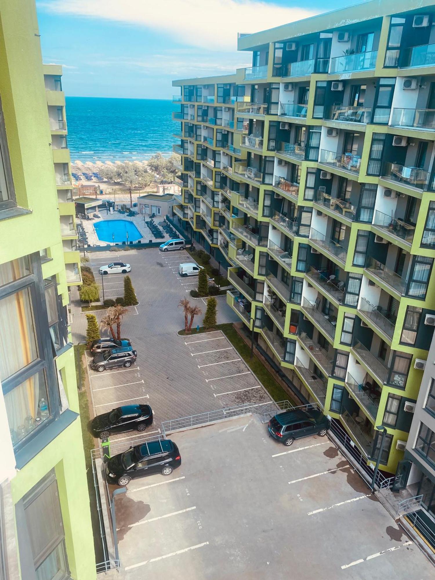 Luxury Kln By Alezzi Mamaia Nord Apartment Năvodari Екстериор снимка