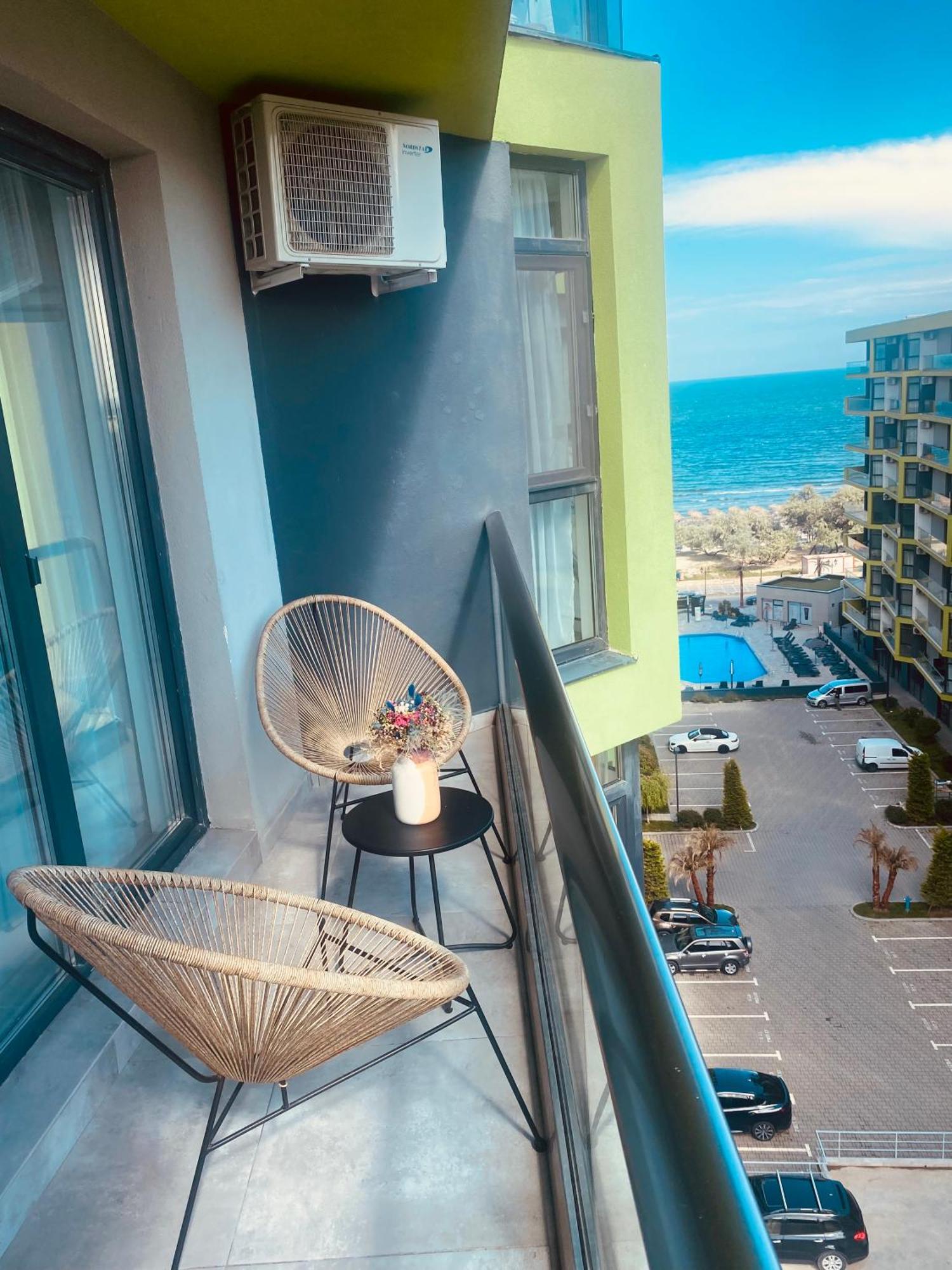 Luxury Kln By Alezzi Mamaia Nord Apartment Năvodari Екстериор снимка