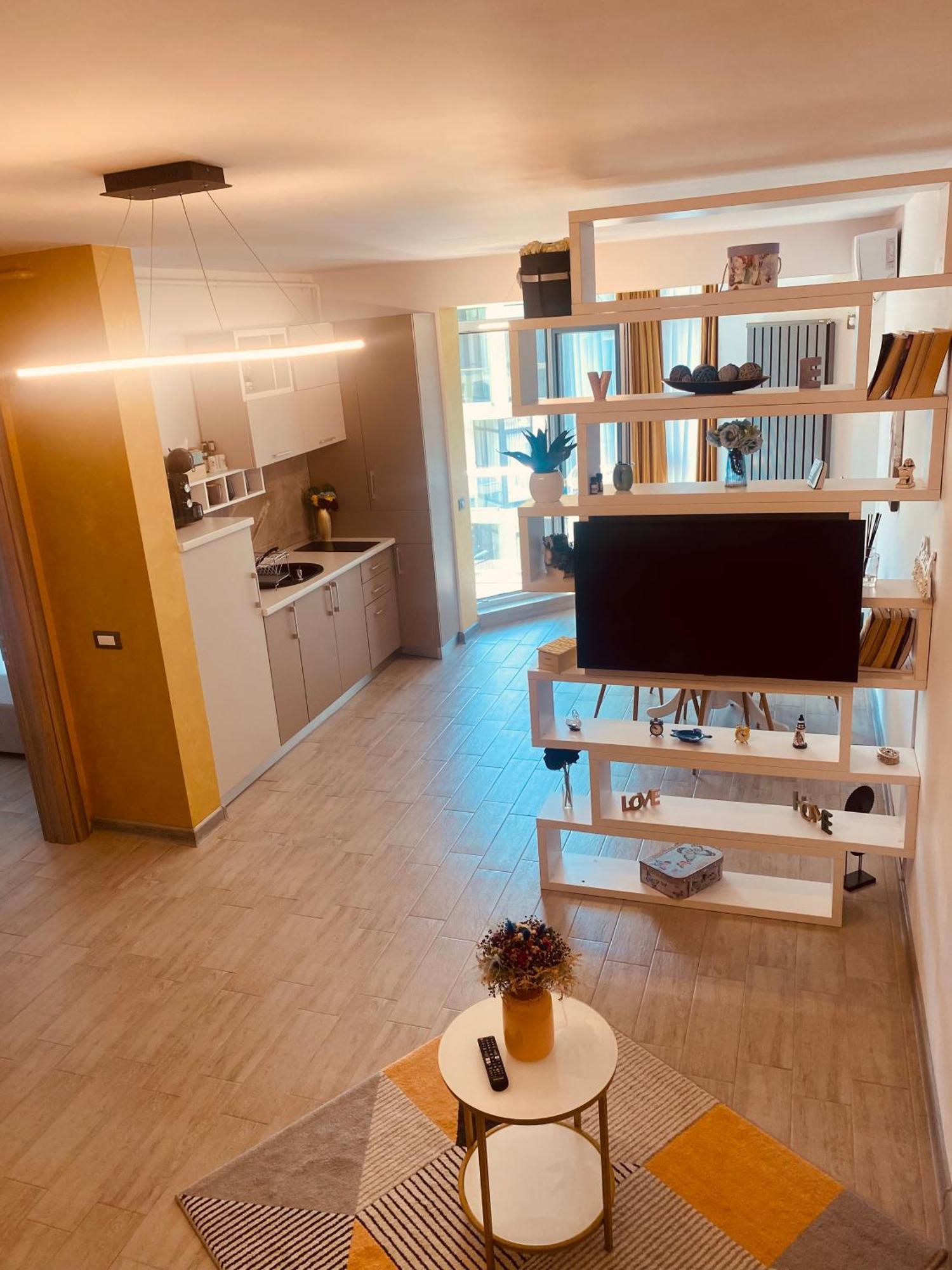 Luxury Kln By Alezzi Mamaia Nord Apartment Năvodari Екстериор снимка