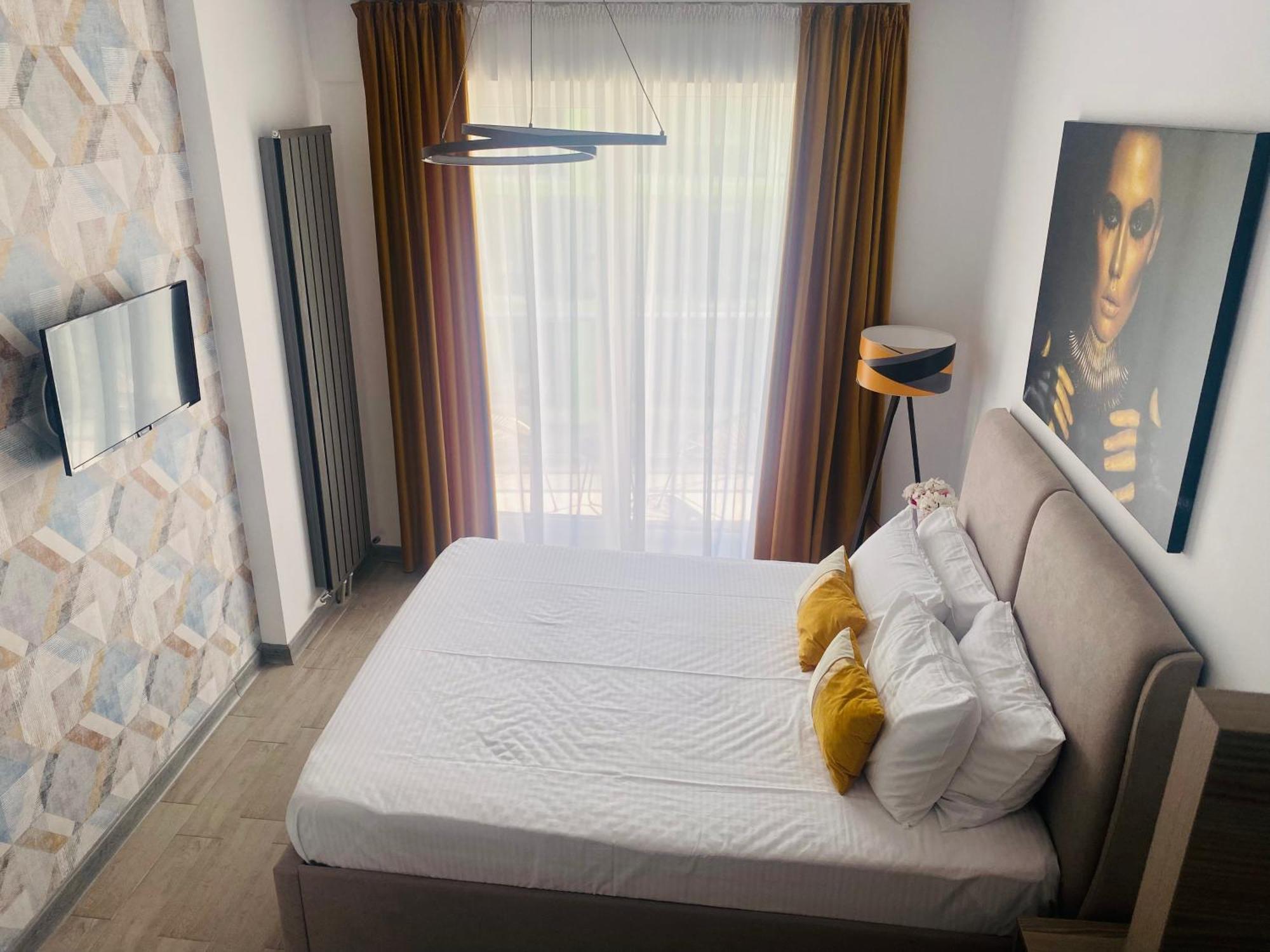 Luxury Kln By Alezzi Mamaia Nord Apartment Năvodari Екстериор снимка