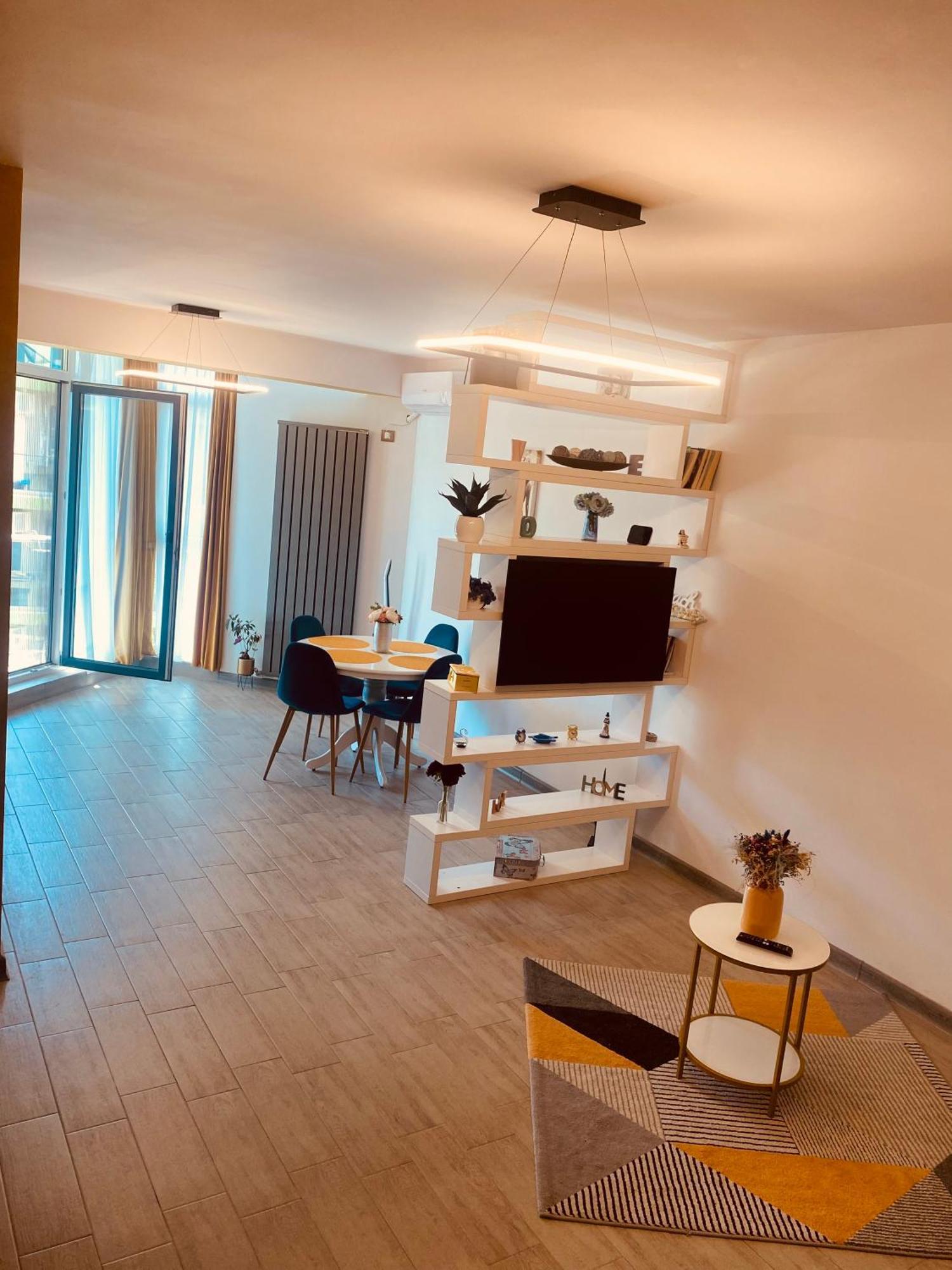 Luxury Kln By Alezzi Mamaia Nord Apartment Năvodari Екстериор снимка